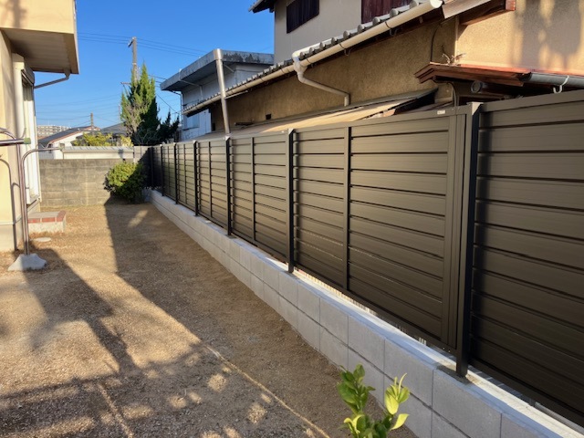 ブロック塀　フェンス